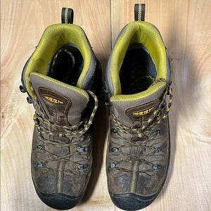 Keen Men's Brown and Yellow Outdoor Boots
